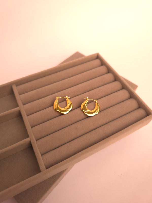 Bold Curve Gold Hoops