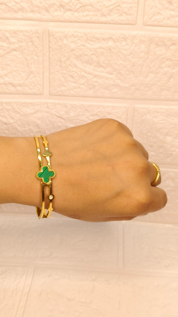 Emerald Clover Kada Bracelet