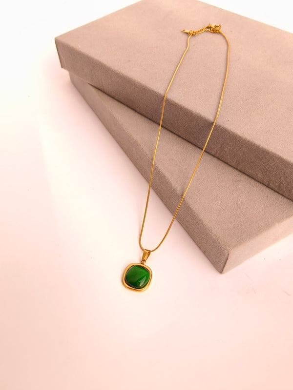 Royal Green Pendant Chain