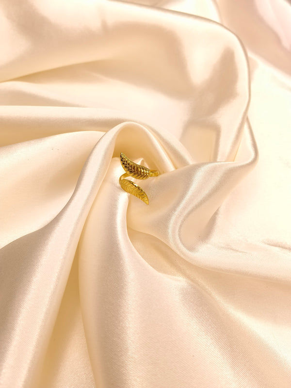 Twin leaf Elegance Ring
