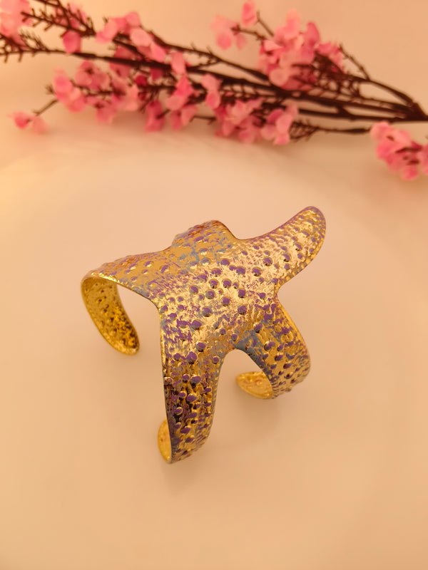 Ocean Star Fish Textured Hand Cuff