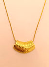 Gold Curve Stone Finish Pendant Chain