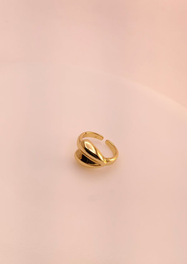 Soft Gloss Loop Ring