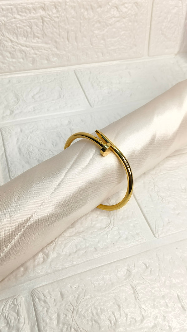 Nail Cartier Kada Bracelet